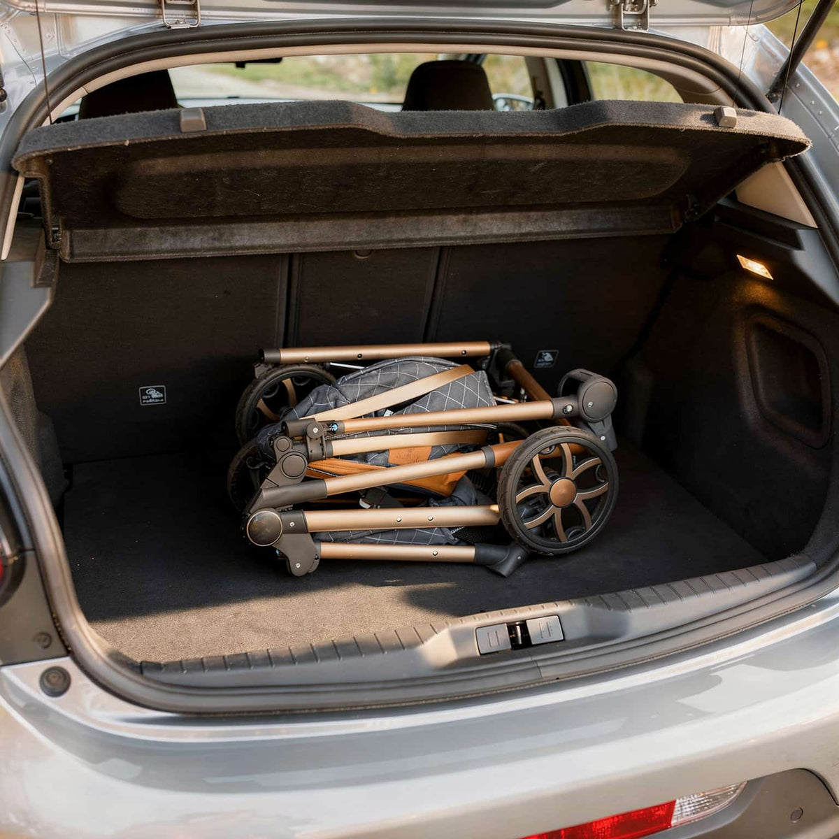 Triobebe Prestige · Poussette 3 en 1 avec suspension